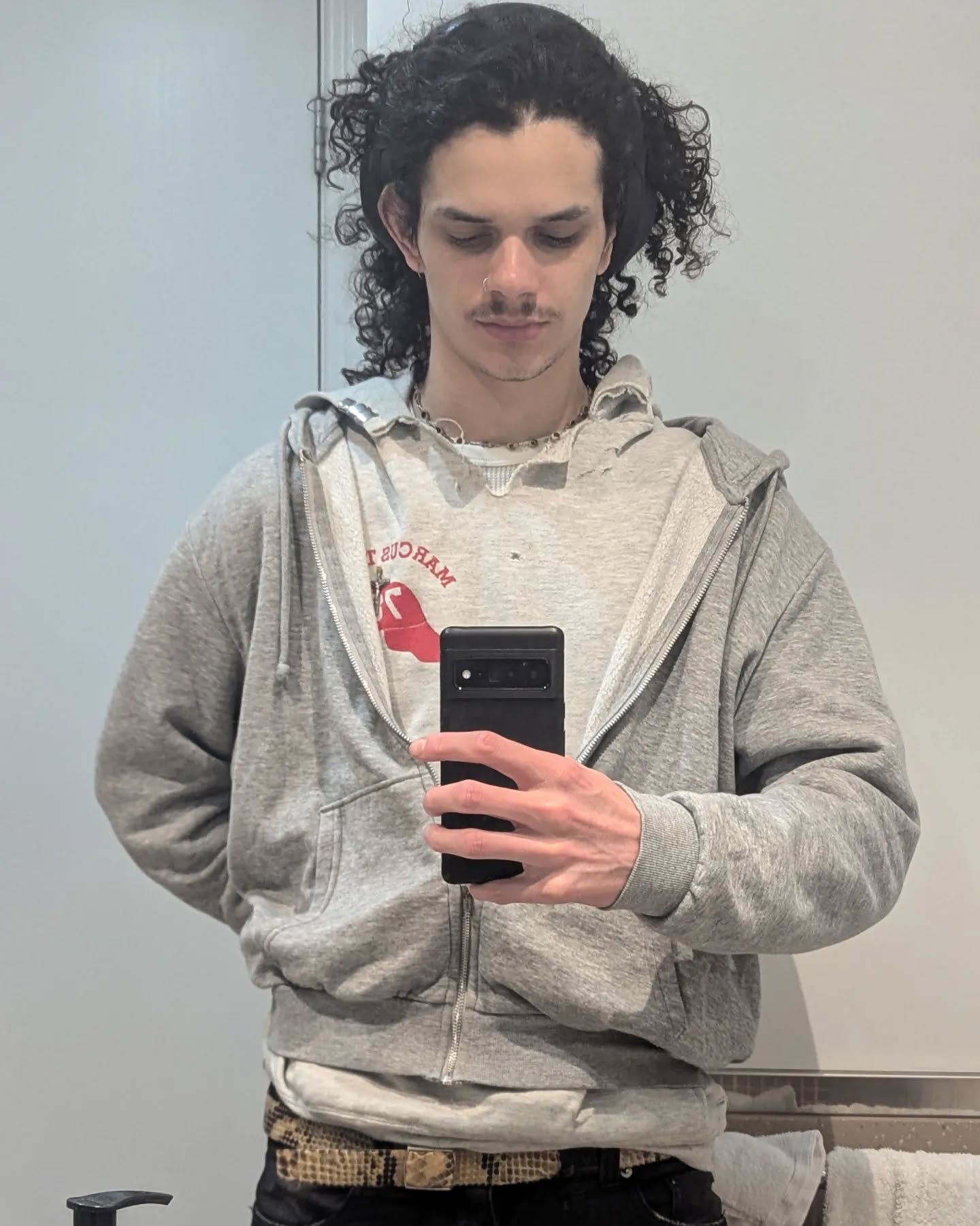 1 (27)
